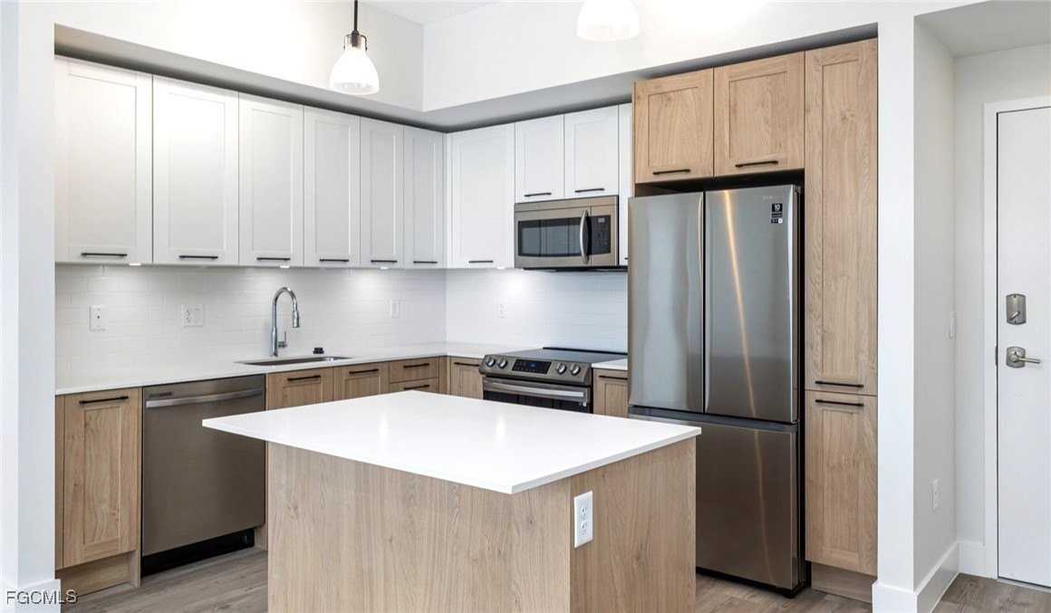 22980 Vista Edera Cir Unit 1-411 #1-411 - Photo 4 of 41