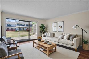 336 English Pl - Photo 1 of 1