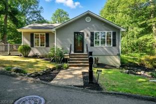17 Rockaway Ave - Photo 1 of 1