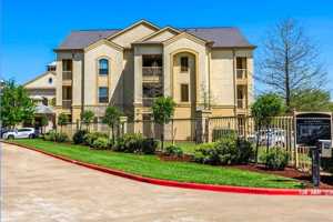 featured image of 19501 W Little York Rd