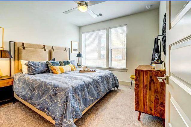 23615 Western Centre Dr - Photo 7 of 8