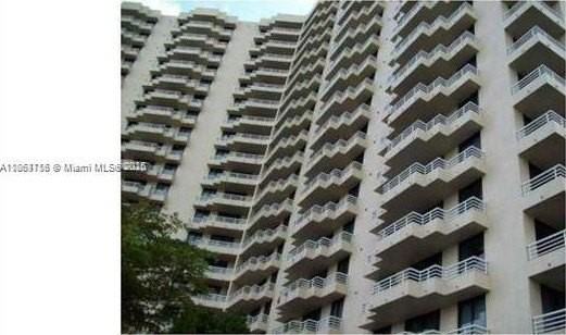 3300 Ne 192nd St #1012