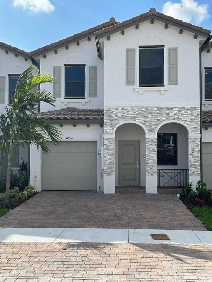 11926 Sw 245th Ter - Photo 2 of 43