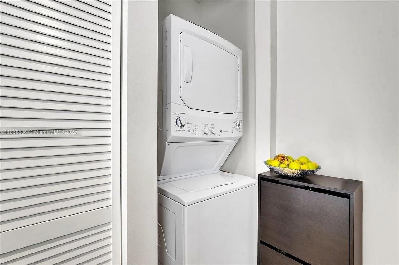 6319 Nw 105th Ct #CT - Photo 3 of 5