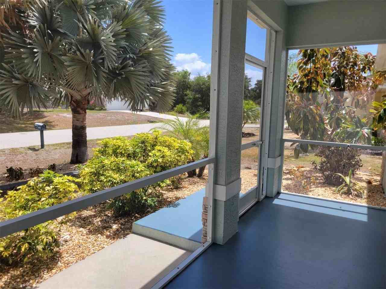 7429 Watson Ln - Photo 6 of 50