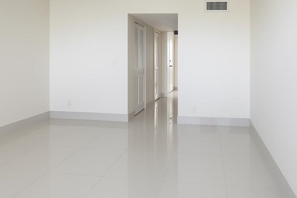 3590 Via Poinciana #510 - Photo 7 of 8