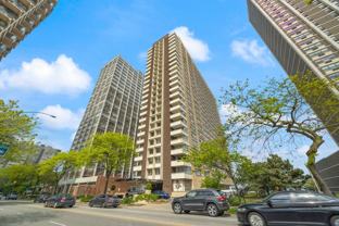 6157 N Sheridan Rd #5G - Photo 1 of 1
