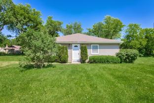 406 Eastview Ave - Photo 1 of 1