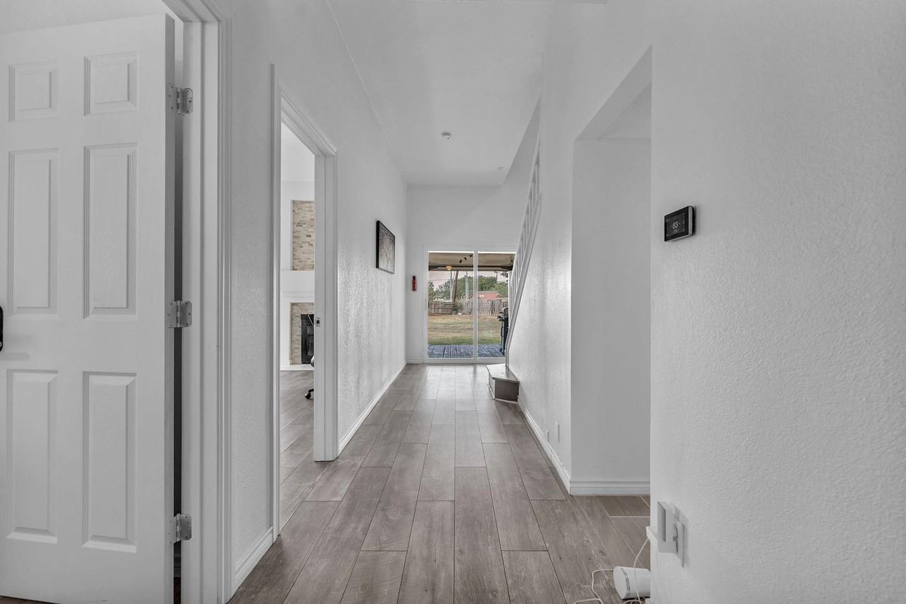 Moonlit Ridge Dr - Photo 7 of 19