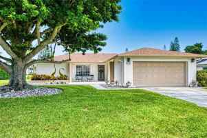 featured image of 4332 Beechwood Lake Dr