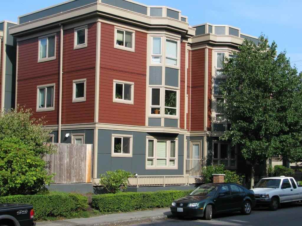 Mercer Court Apartments - Photo 4 of 5