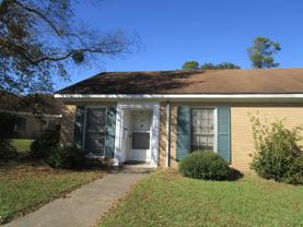 111 Willow Dr - Photo 1 of 1
