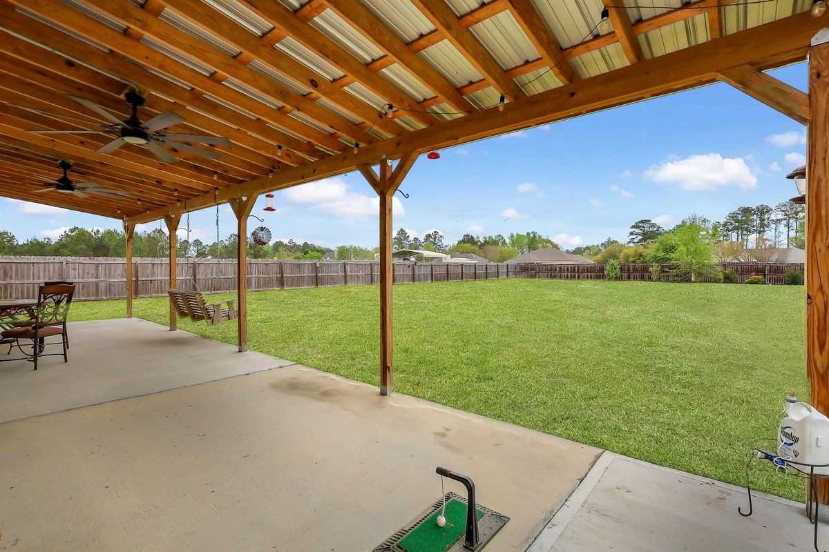 4 Broken Bit Rd - Photo 3 of 47