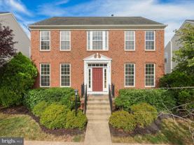 6713 Selbourne Ln - Photo 1 of 1
