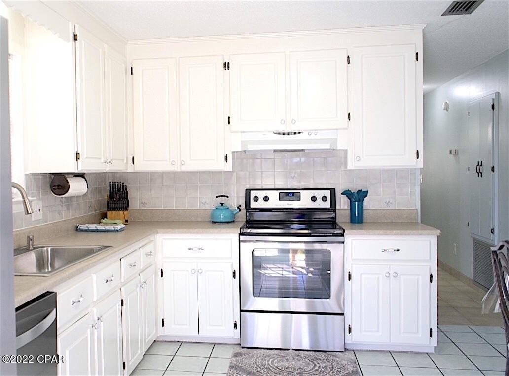 16810 Junipero Avenue - Photo 6 of 22