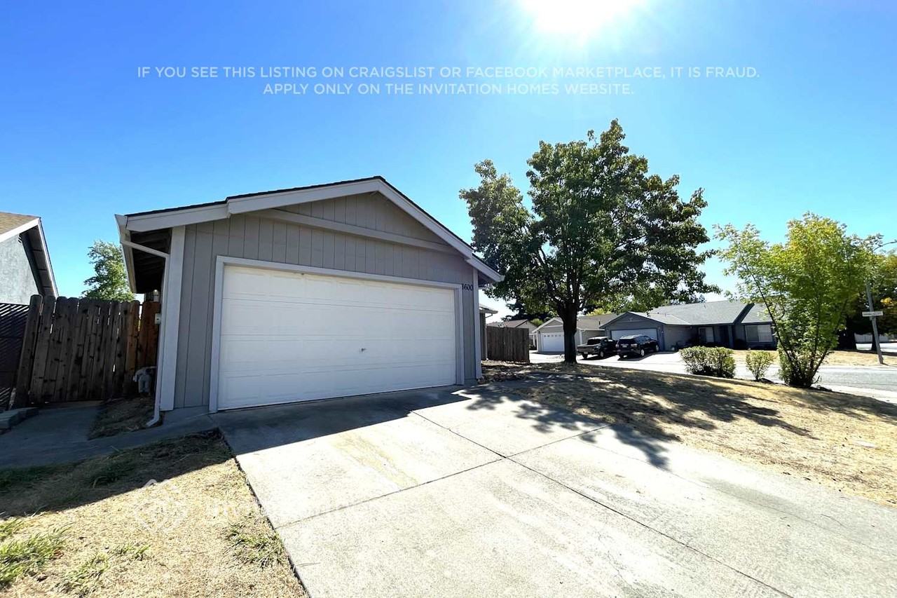 8600 Luciano Ct - Photo 2 of 17