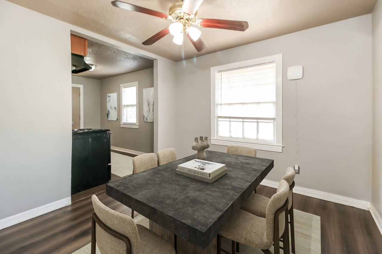 2008 Ne 30th St - Photo 2 of 18