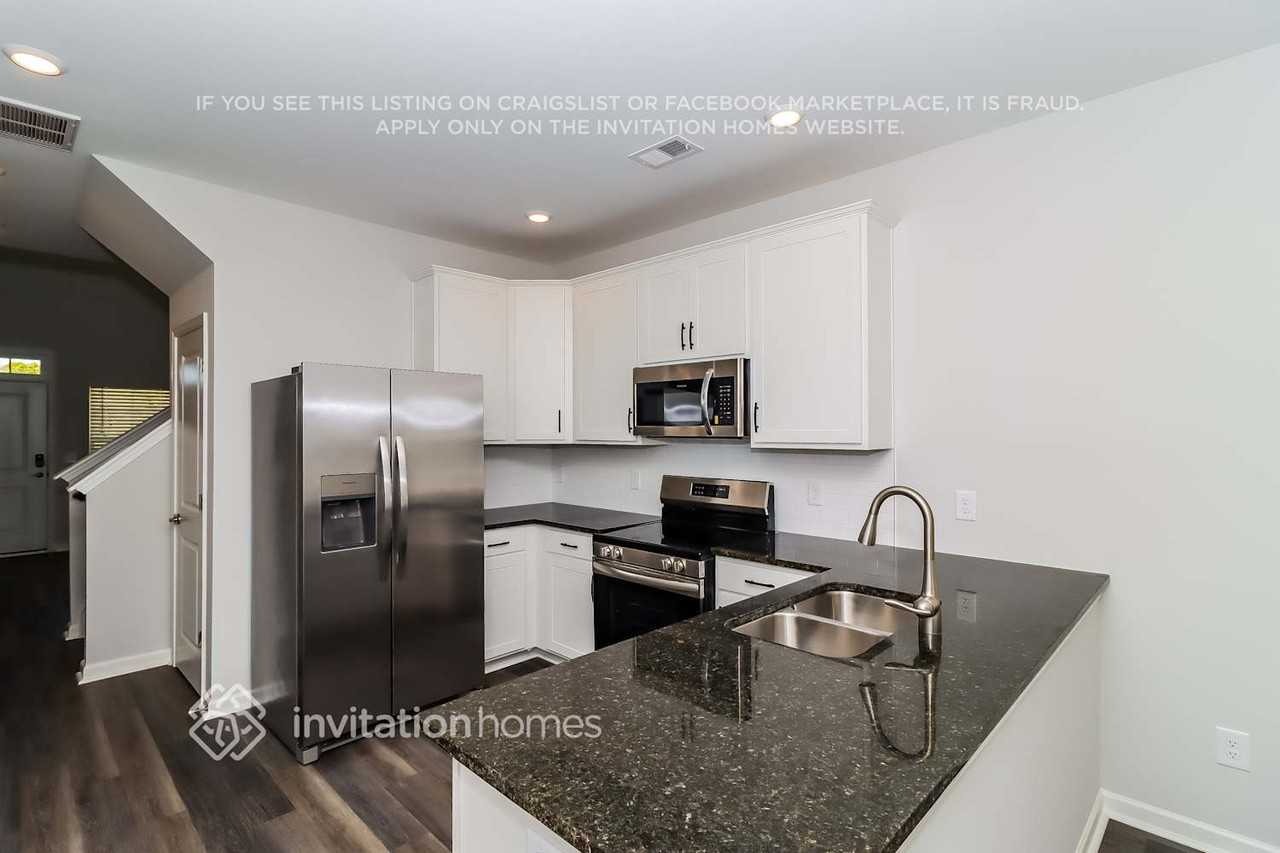 1833 Commerce Drive - Photo 6 of 15