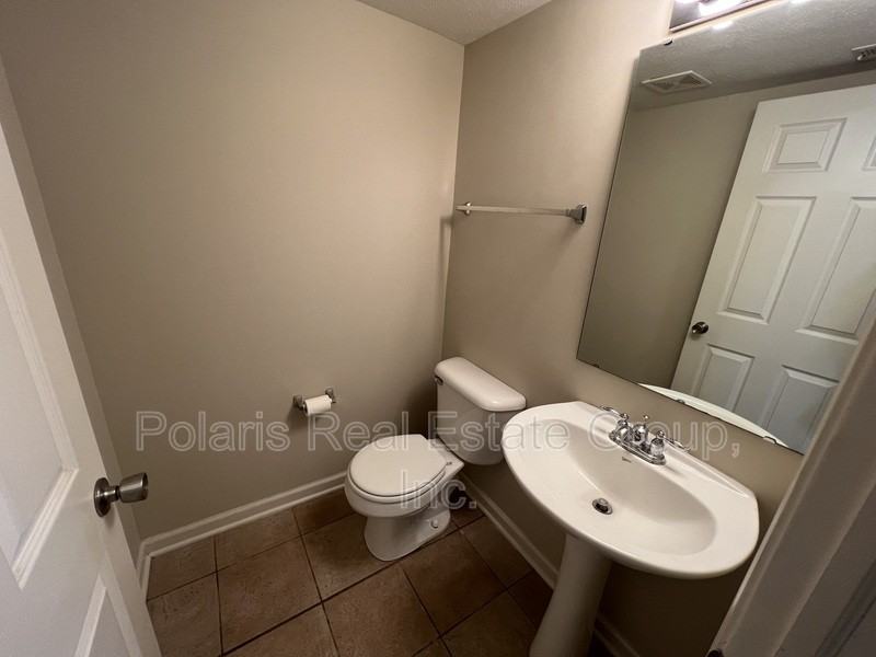11935 Riley Dr #2 - Photo 4 of 23