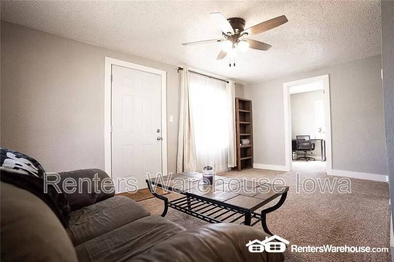 2802 Se 8th Ct - Photo 4 of 13