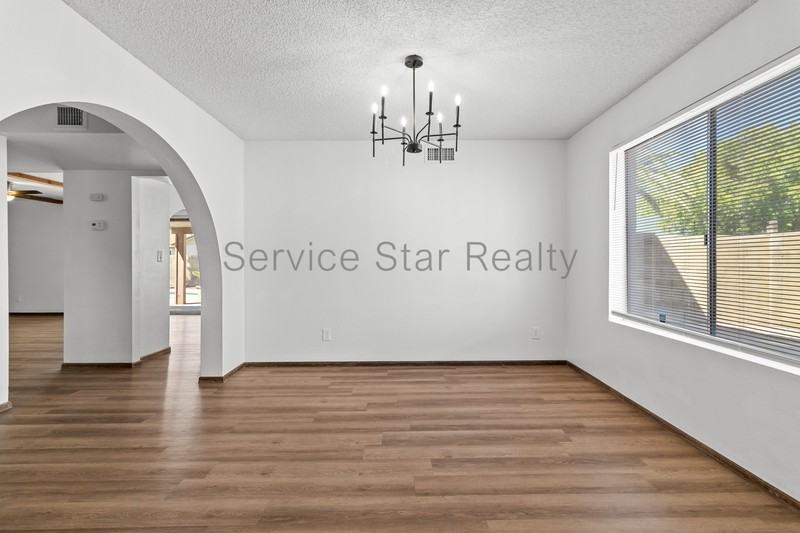 6142 W Sierra St - Photo 6 of 32