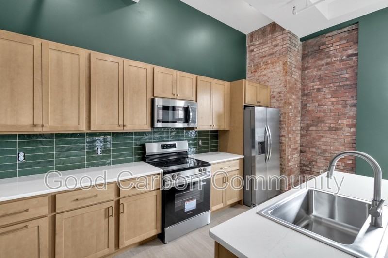 401 Central Ave #C - Photo 3 of 15