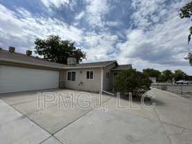 564 Garfield Dr #B - Photo 1 of 1