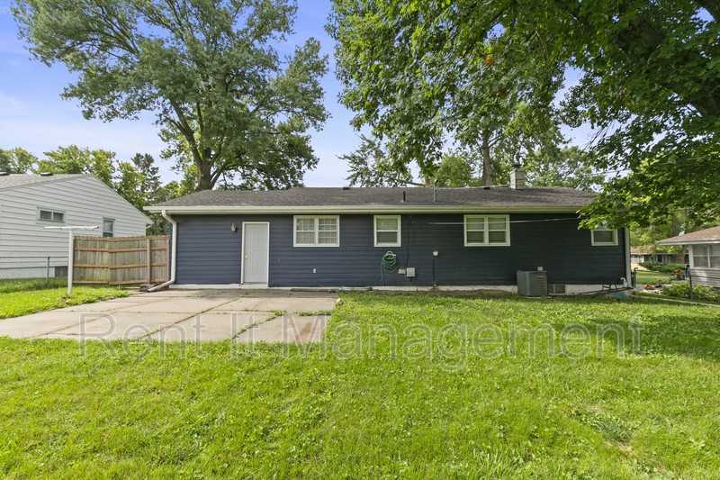 5416 Browne St - Photo 4 of 29