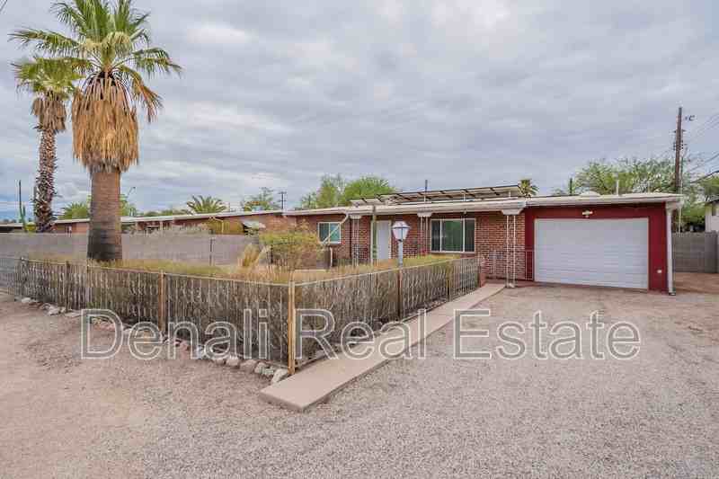 4250 E Los Robles St - Photo 2 of 18