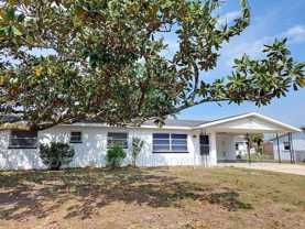 4035 S Wellington Dr - Photo 1 of 1