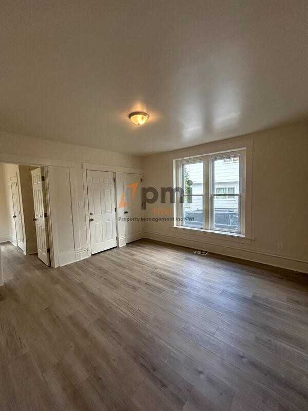 287 Washington St #1 - Photo 6 of 22