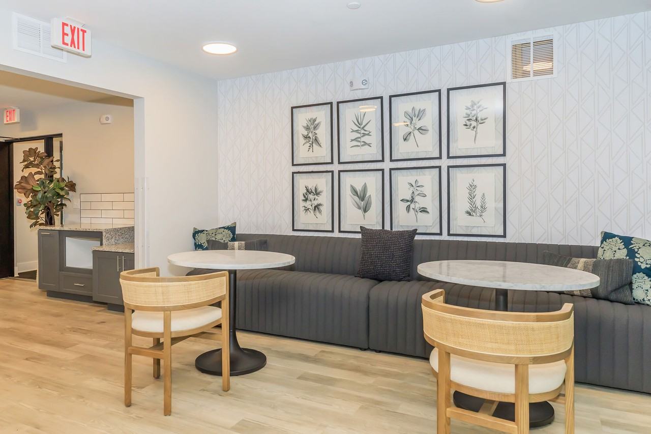 Amber Meadows - Photo 7 of 22