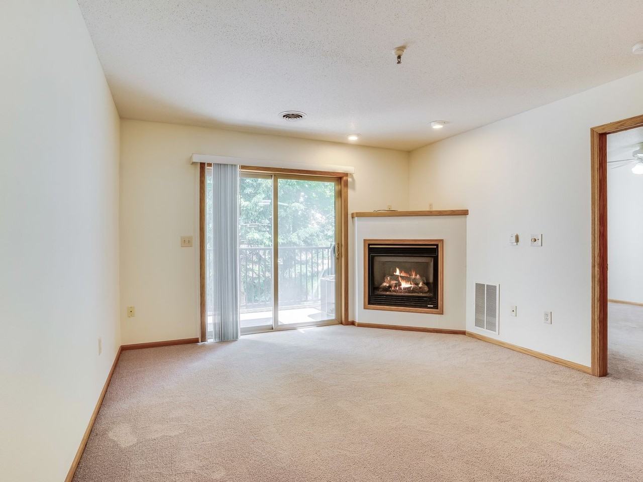 Pine Ridge Apartment Homes - Photo 4 of 50