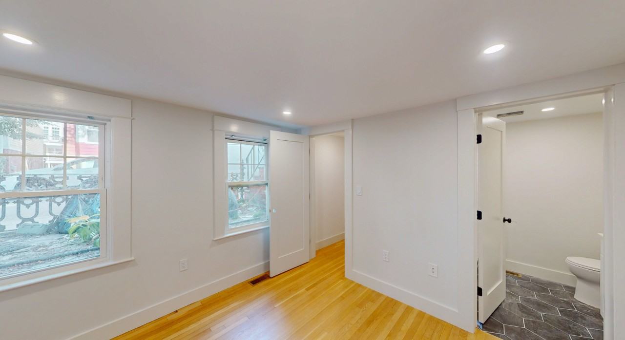 10 Linden St #1 - Photo 5 of 15