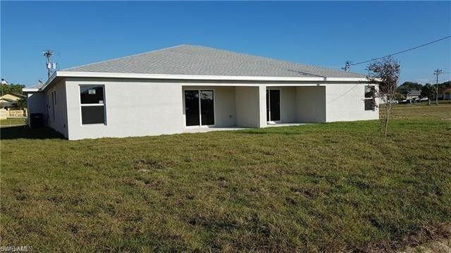 930 Southwest 7th Court - Photo 3 of 28