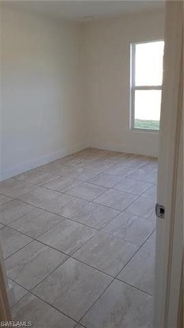 930 Southwest 7th Court - Photo 6 of 28