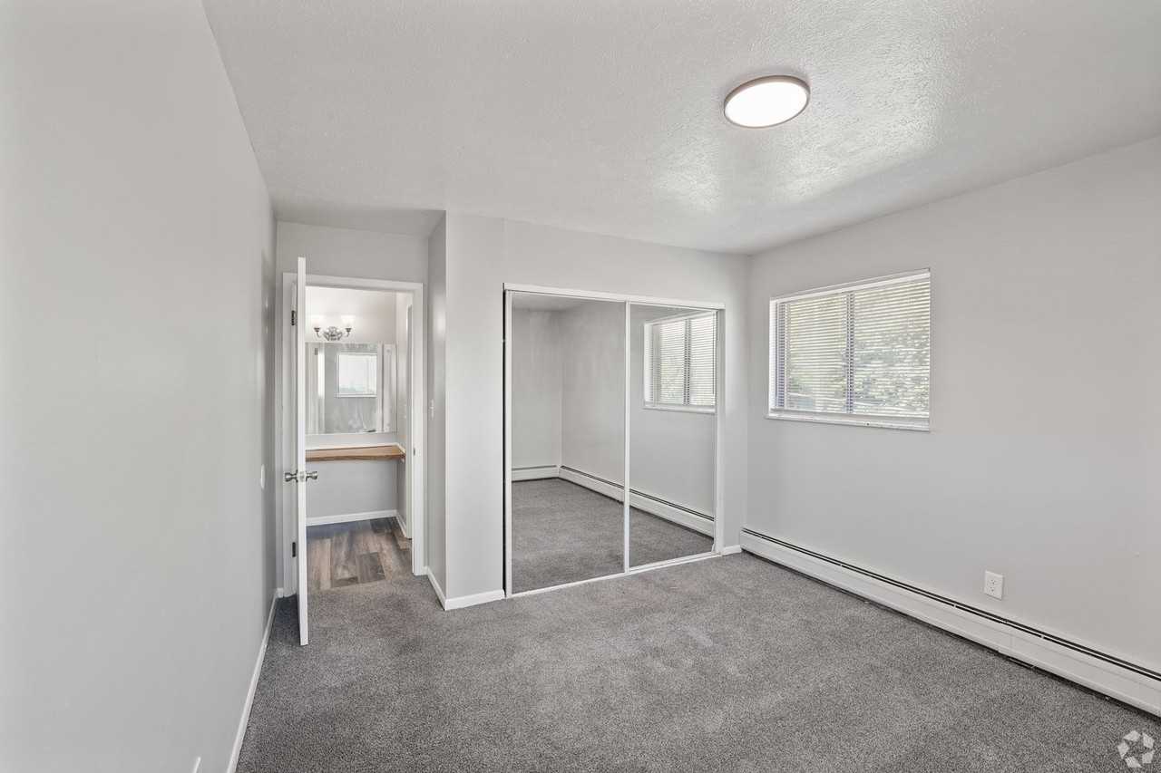 6531 State Road - Photo 7 of 14