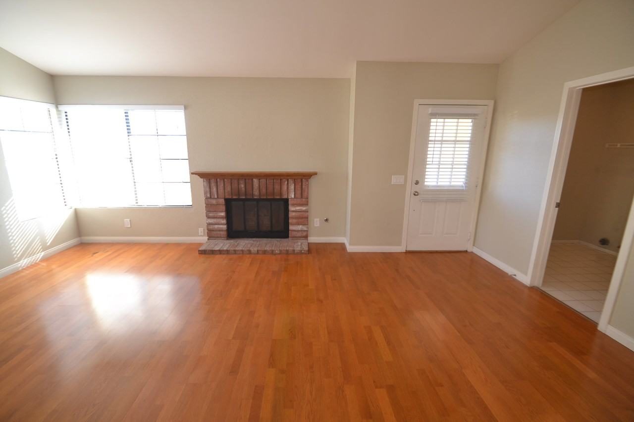 36659 Ramona Rd - Photo 2 of 13