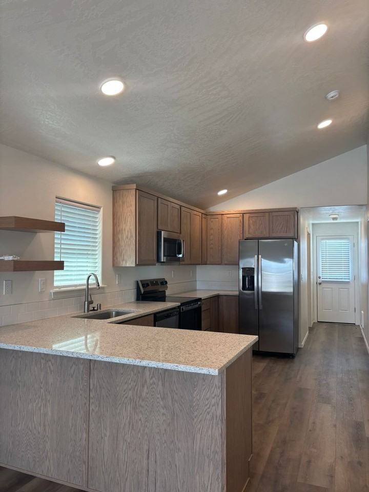 3674 S Quay St - Photo 7 of 14