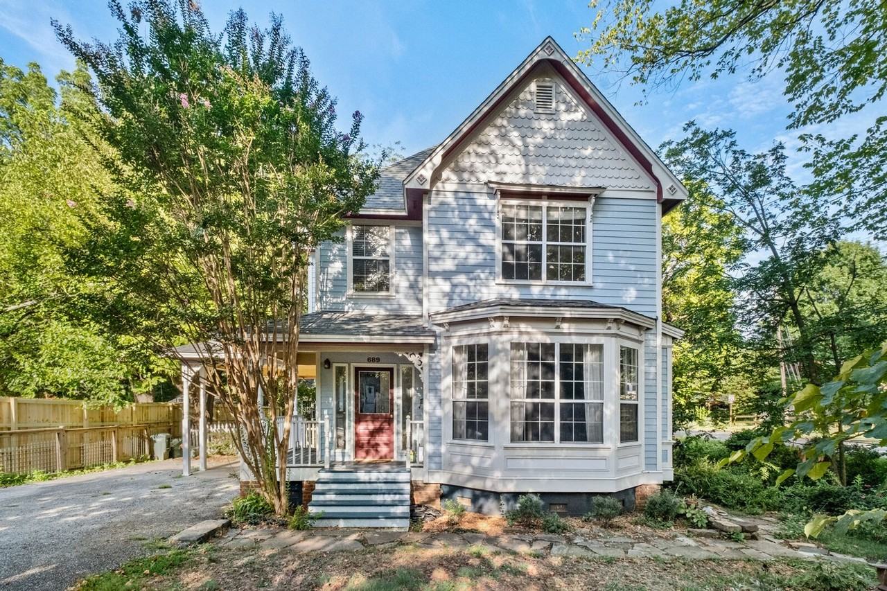 689 N Willow Ave - Photo 2 of 30