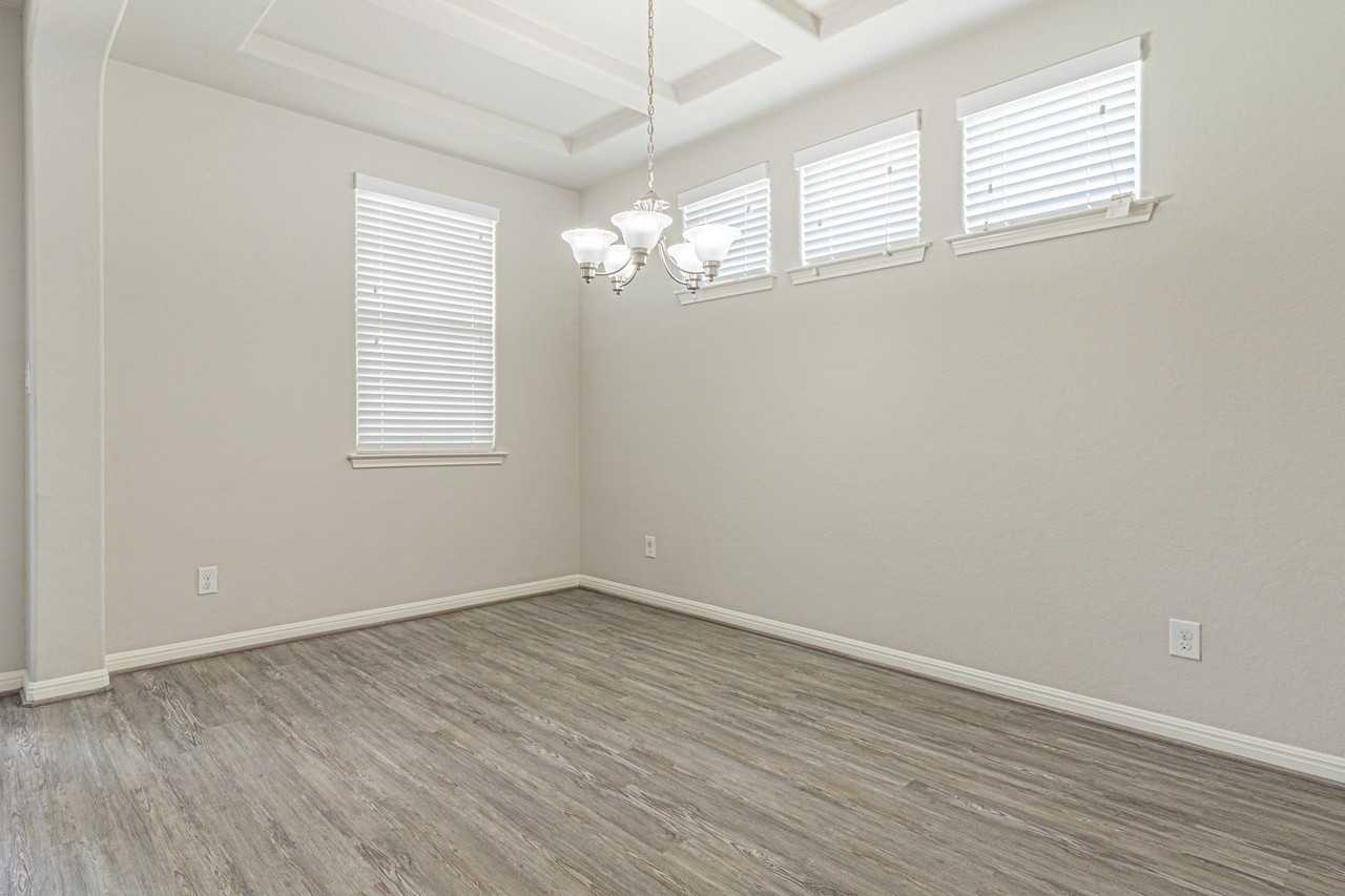 13214 Bucktree Dr - Photo 4 of 43