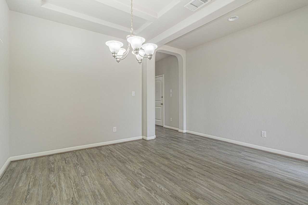 13214 Bucktree Dr - Photo 7 of 43