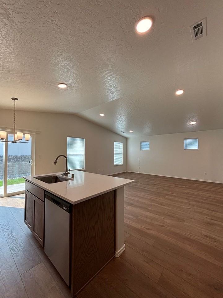 3682 S Quay Ct - Photo 3 of 18