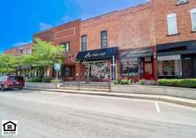 featured image of 113 1/2 W Maumee St