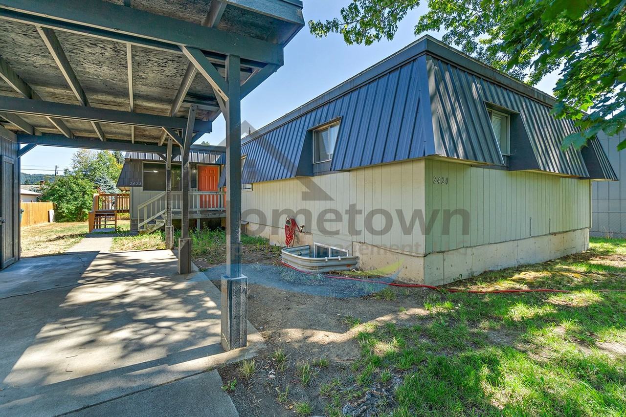 2422 N 8th St - Photo 2 of 37