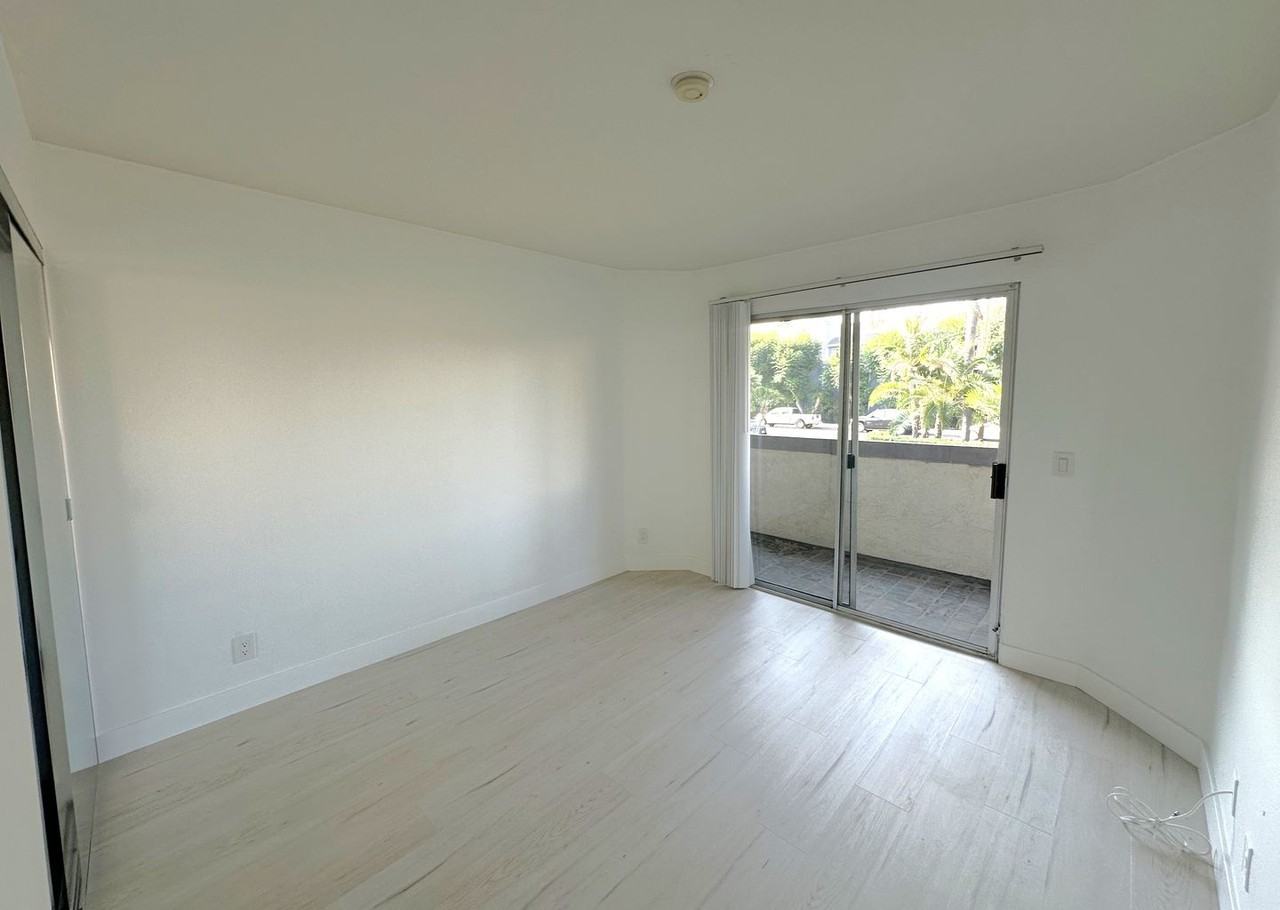 20253 Keswick Street #135 - Photo 7 of 16