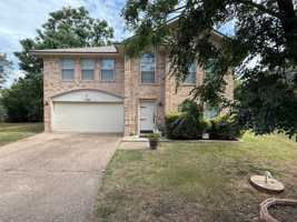 featured image of 1701 Tanglewood Dr
