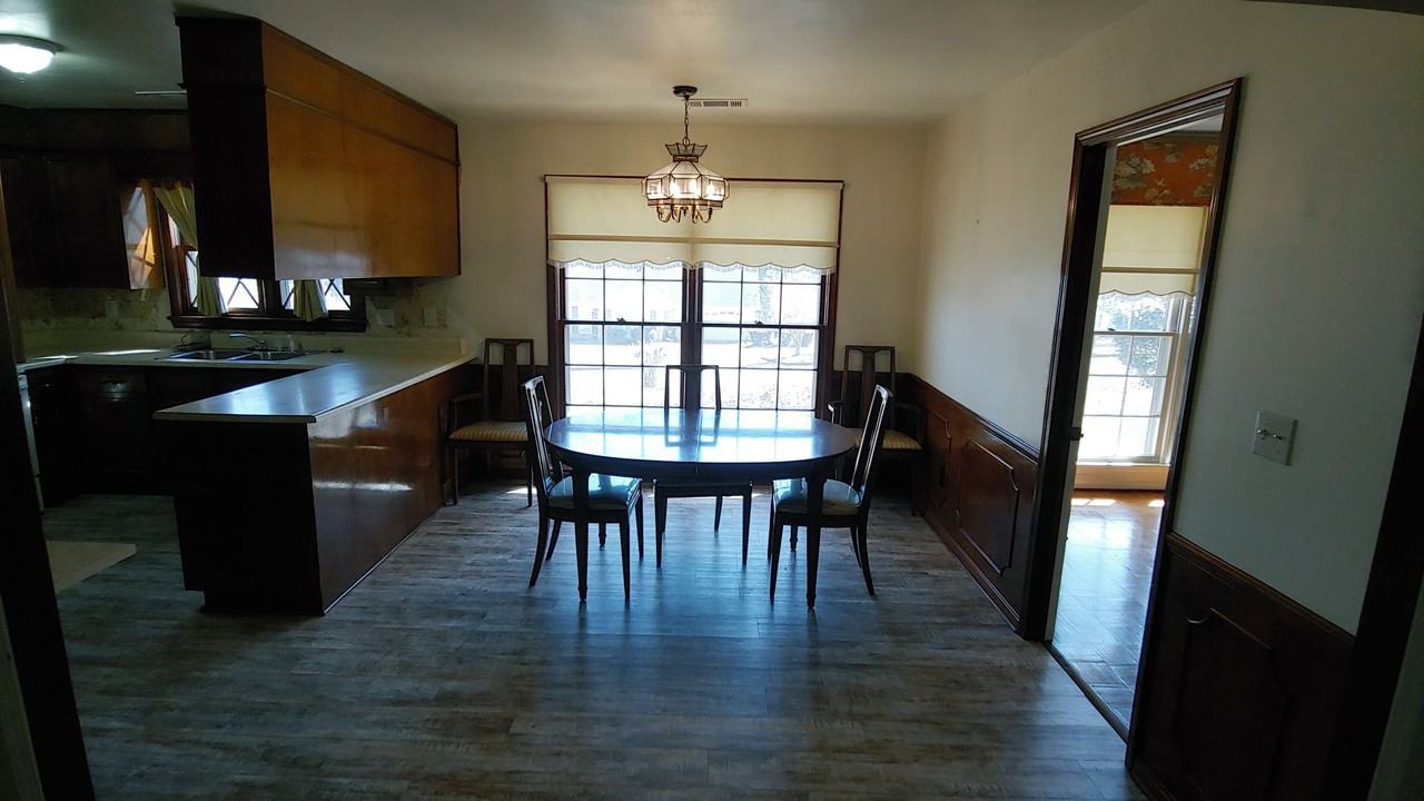 4750 Heatherwood Dr - Photo 4 of 16