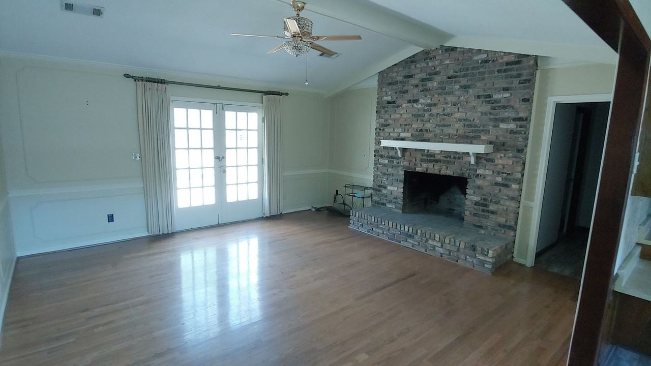 4750 Heatherwood Dr - Photo 5 of 16