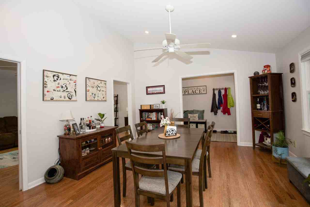 280 Cliff Rd - Photo 6 of 43